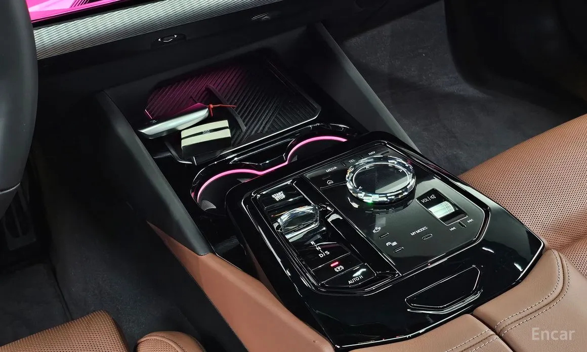 Фото 9 - BMW 5 Series