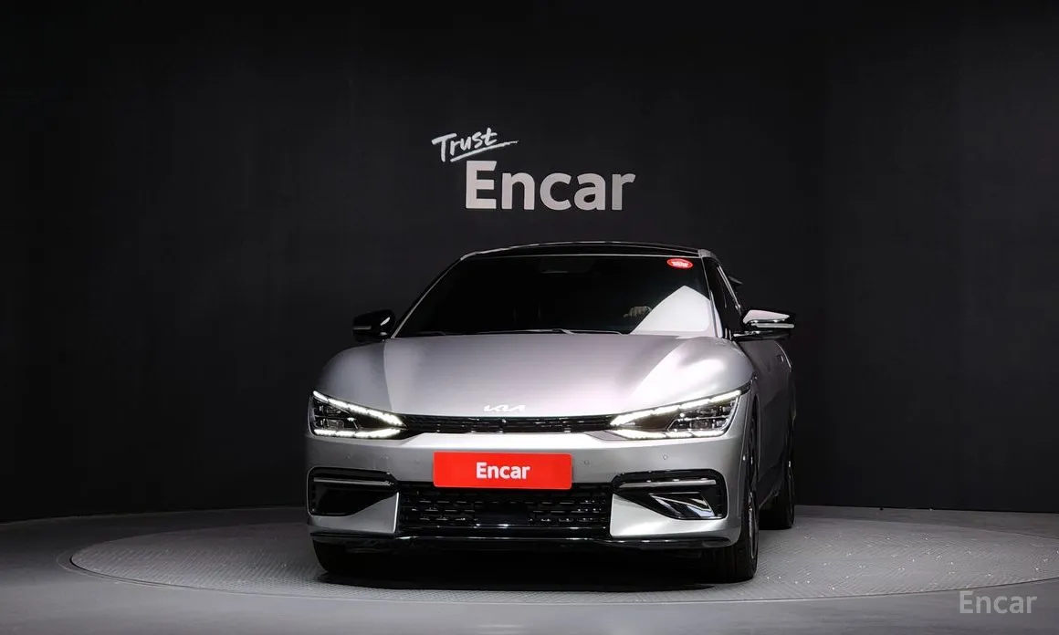 Фото 3 - Kia EV6