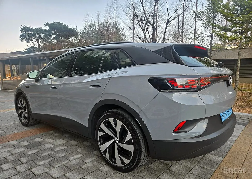 Photo 4 - Volkswagen ID.4