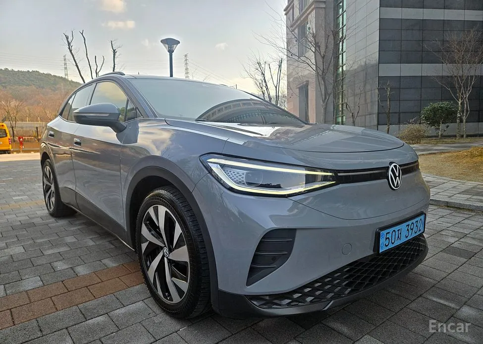 Photo 8 - Volkswagen ID.4