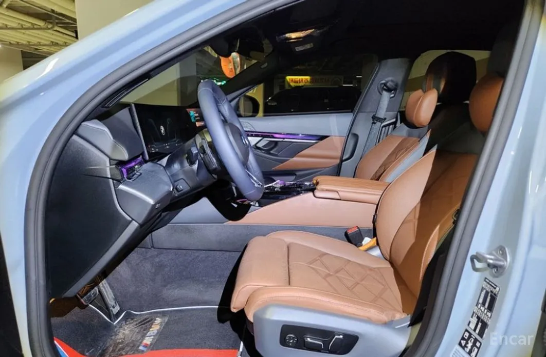 Фото 20 - BMW 5 Series