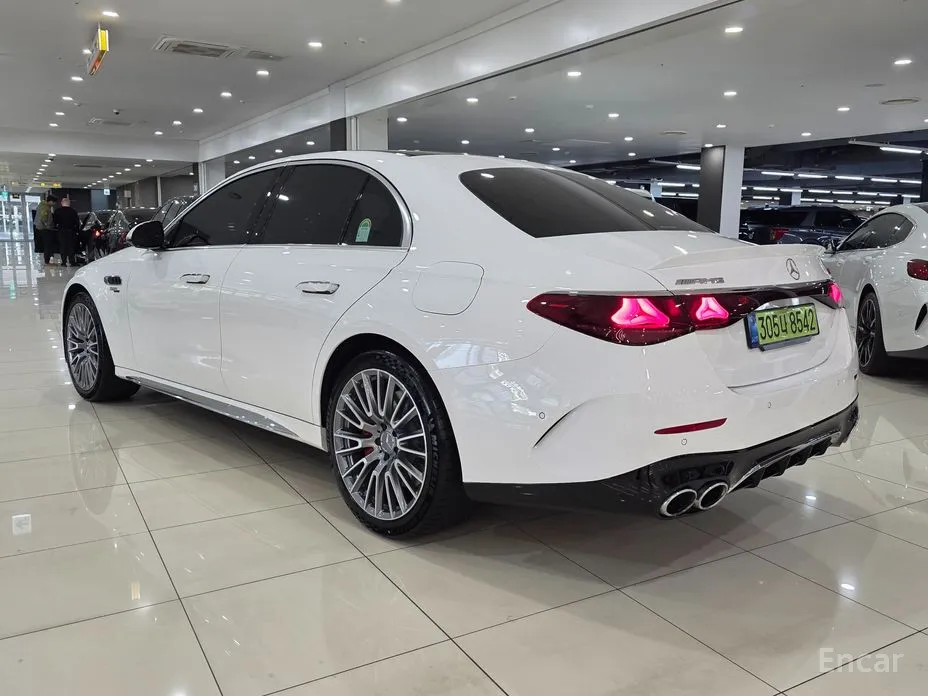 Фото 2 - Mercedes-Benz E-Class