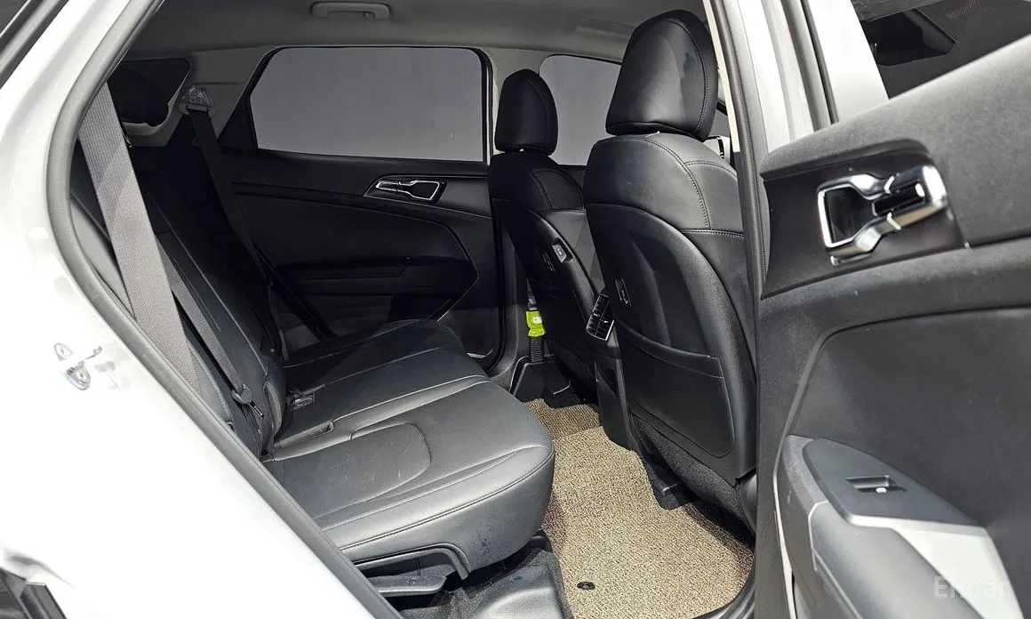 Фото 11 - Kia Sportage