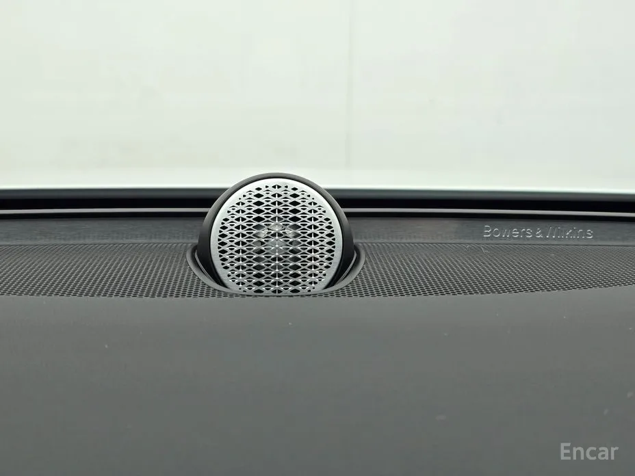 Фото 17 - Volvo S90