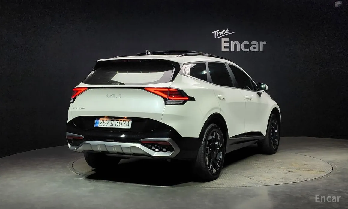 Фото 2 - Kia Sportage