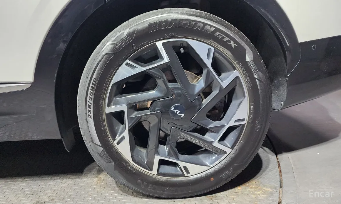 Фото 5 - Kia Sportage