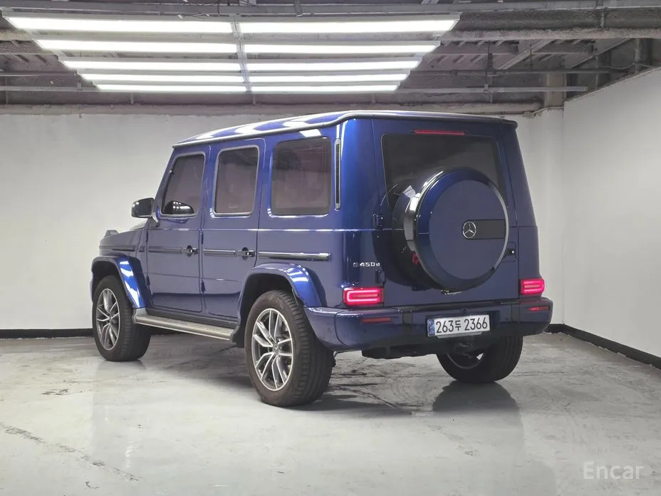 Фото 2 - Mercedes-Benz G-Class