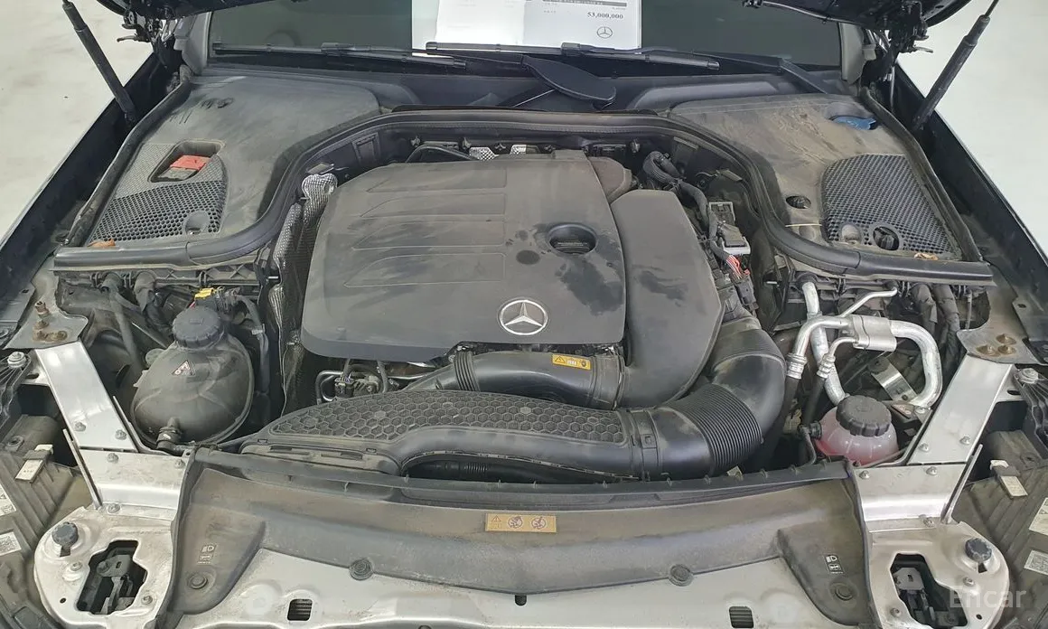 Фото 6 - Mercedes-Benz E-Class