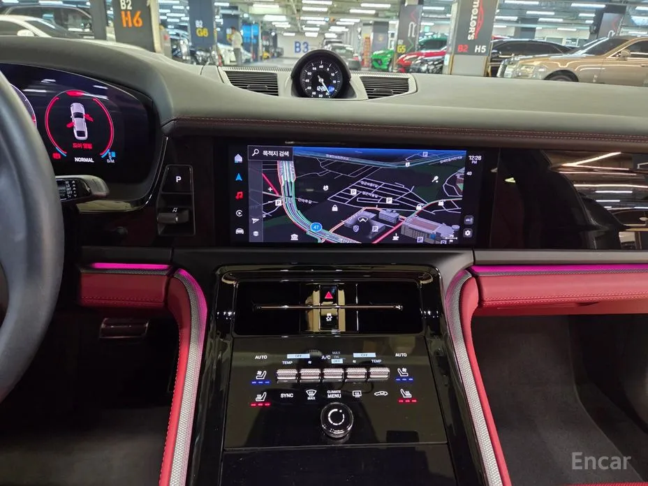 Фото 9 - Porsche Panamera