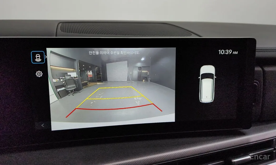 Фото 15 - Hyundai Santa Fe