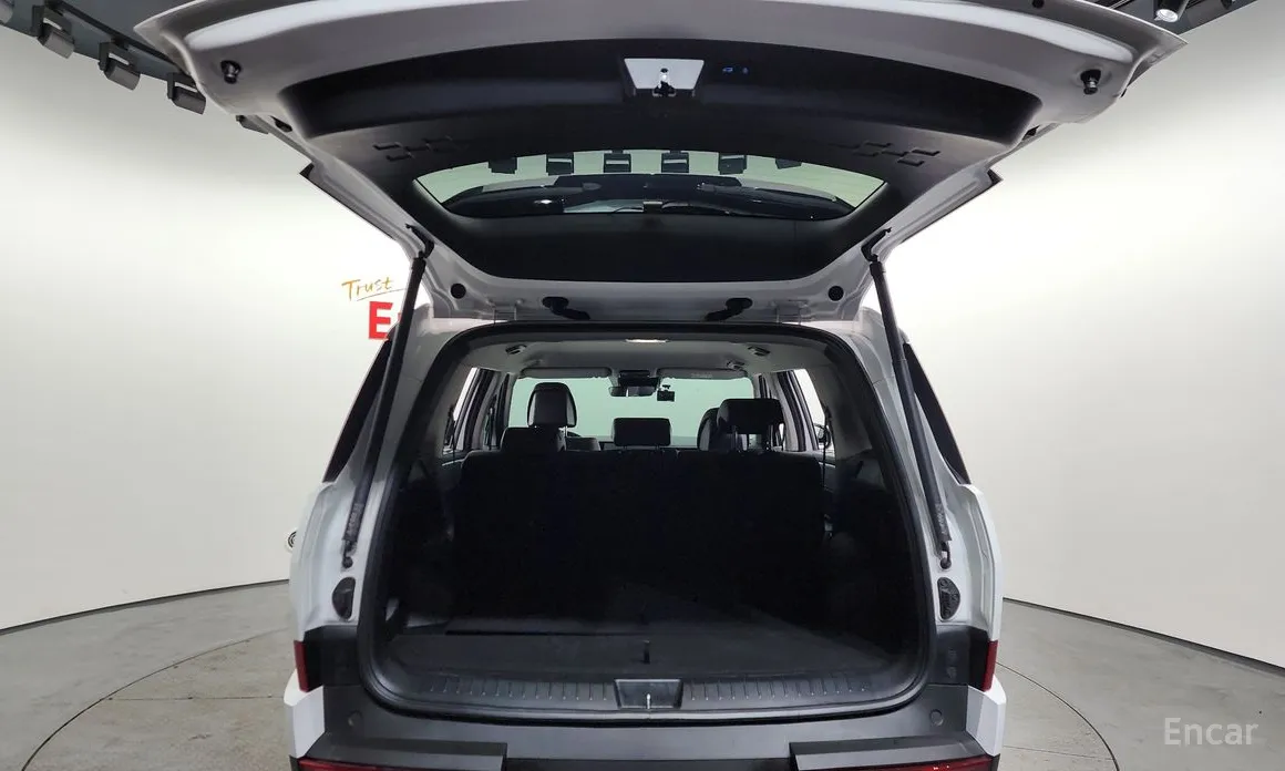 Фото 20 - Hyundai Santa Fe