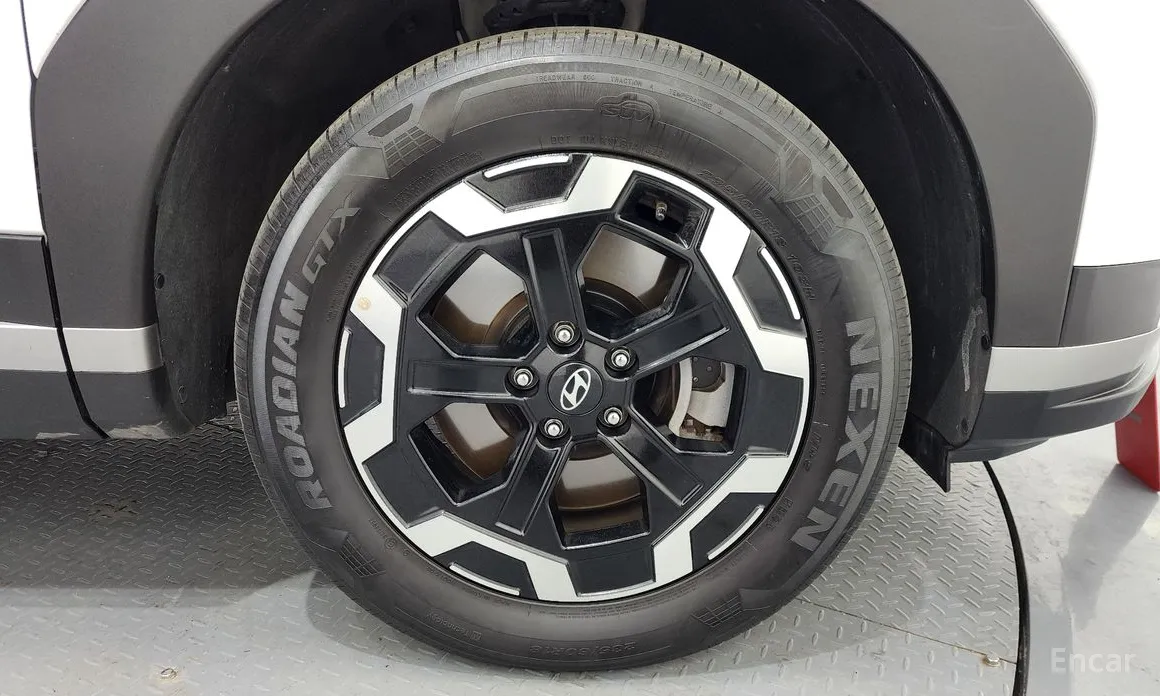 Фото 5 - Hyundai Santa Fe