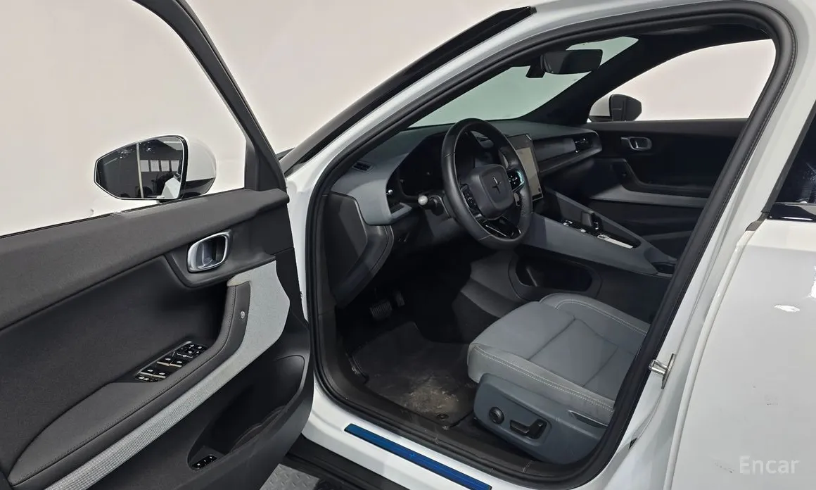 Фото 10 - Polestar 2