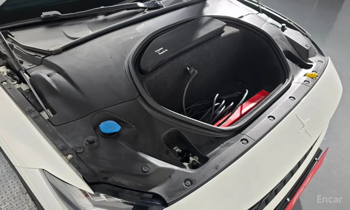 Фото 6 - Polestar 2