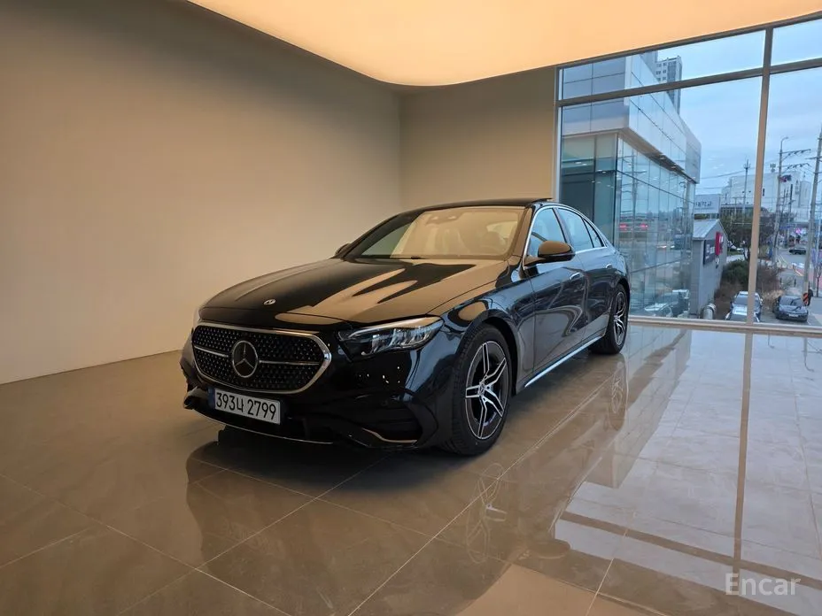 Фото 1 - Mercedes-Benz E-Class