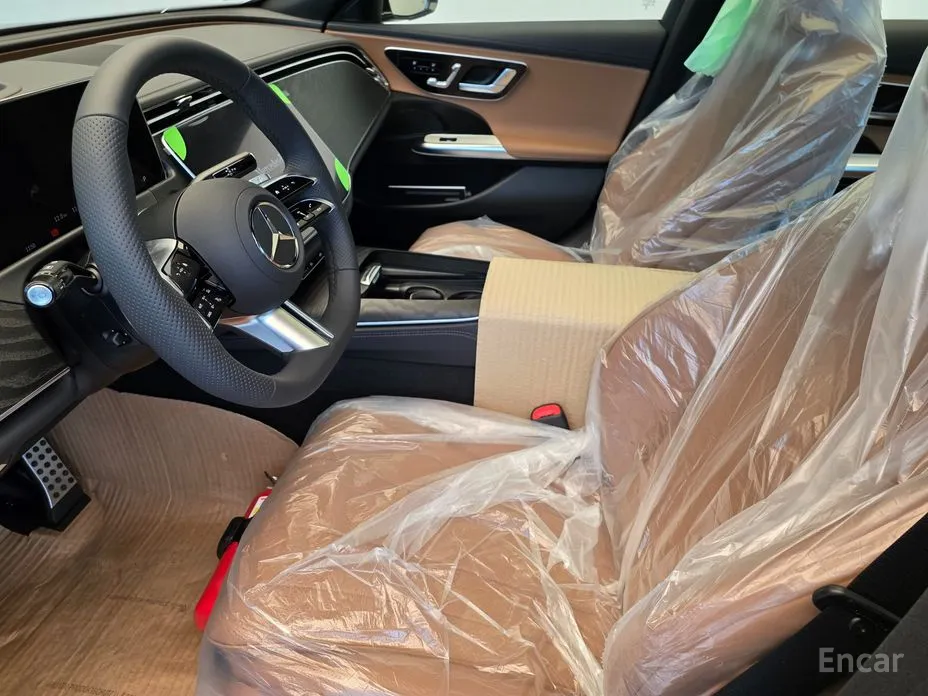 Фото 10 - Mercedes-Benz E-Class