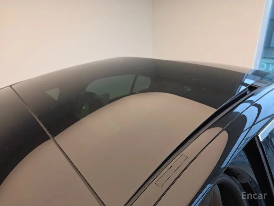 Фото 15 - Mercedes-Benz E-Class