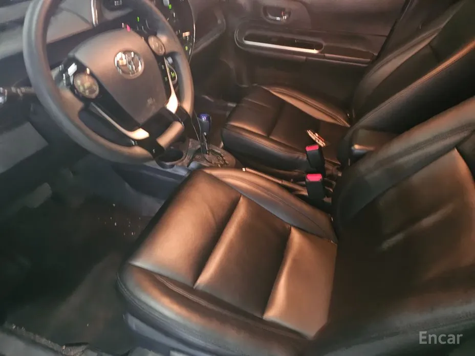 Фото 6 - Toyota Prius