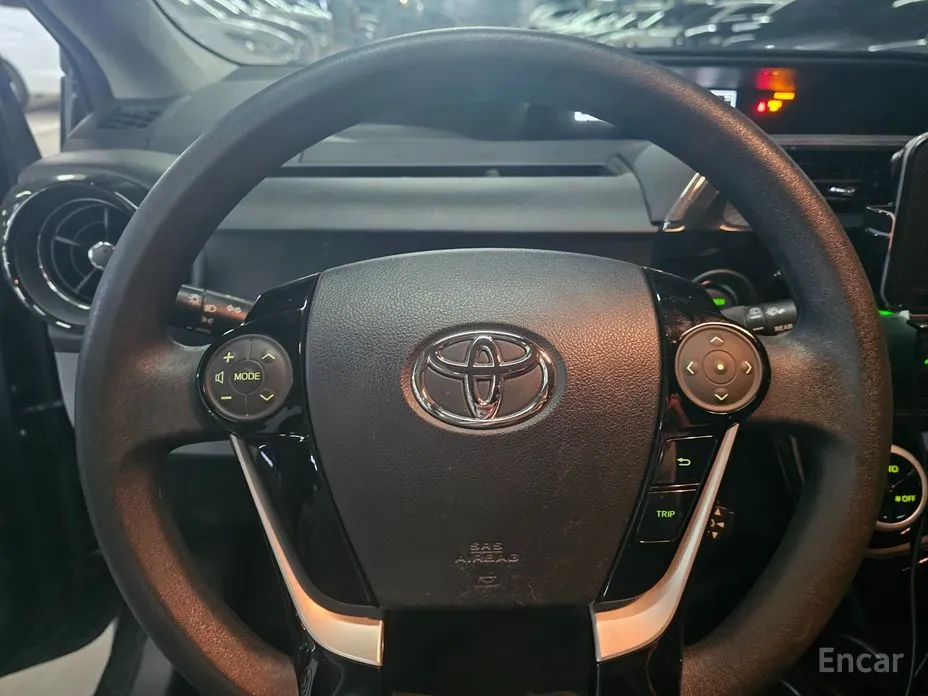 Фото 9 - Toyota Prius