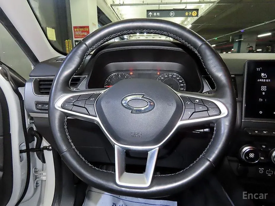 Фото 8 - Renault XM3