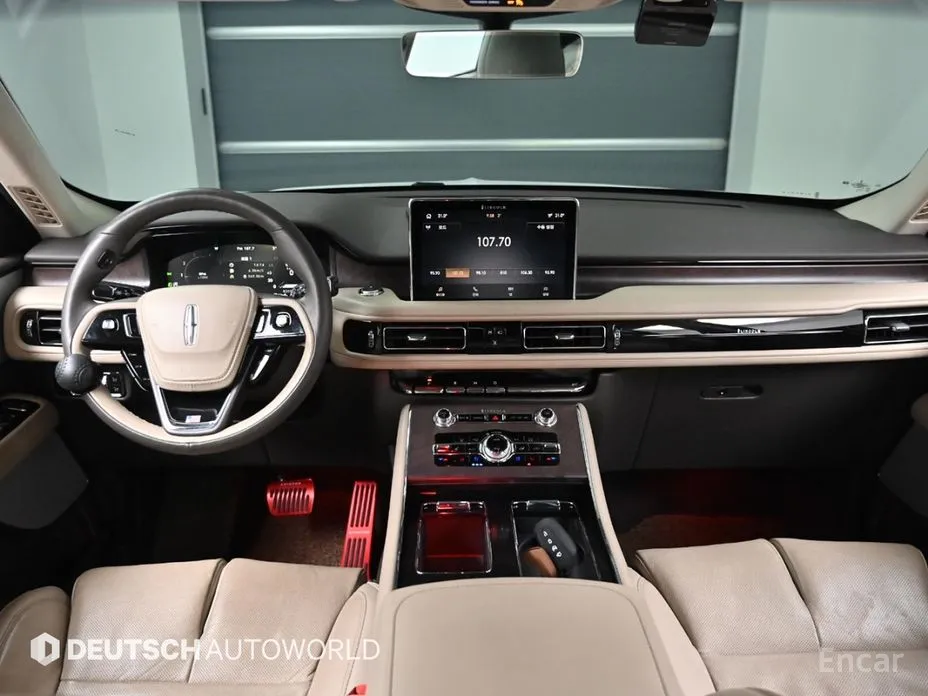 Фото 7 - Lincoln Aviator