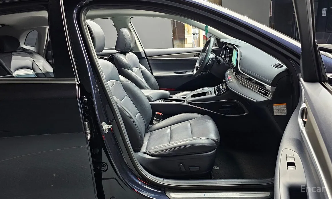 Фото 10 - Hyundai Grandeur