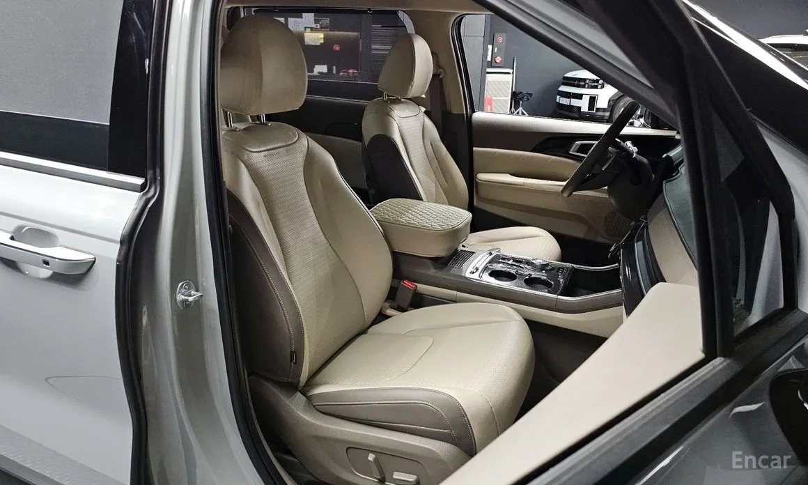 Фото 10 - Kia Carnival