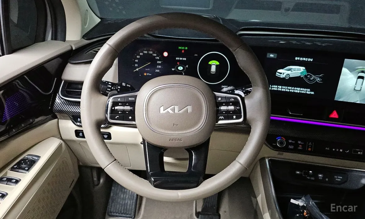 Фото 13 - Kia Carnival