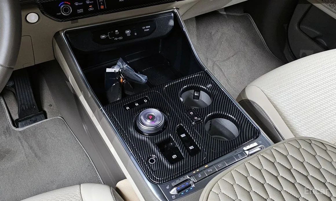 Фото 9 - Kia Carnival