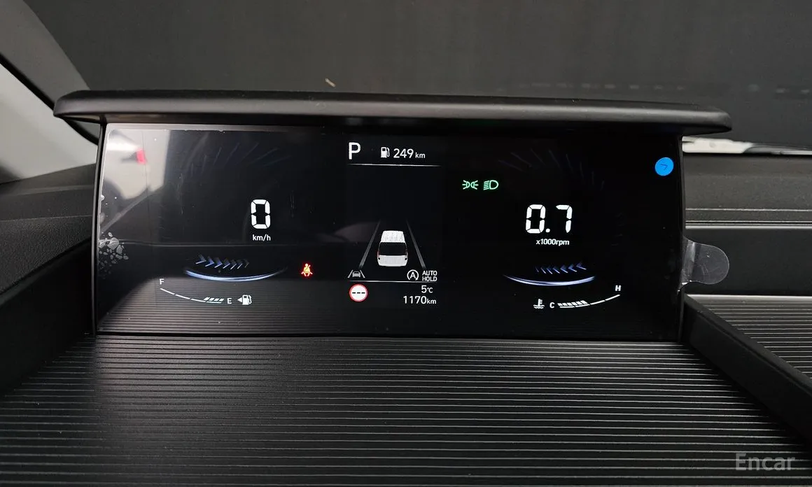 Фото 8 - Hyundai Staria