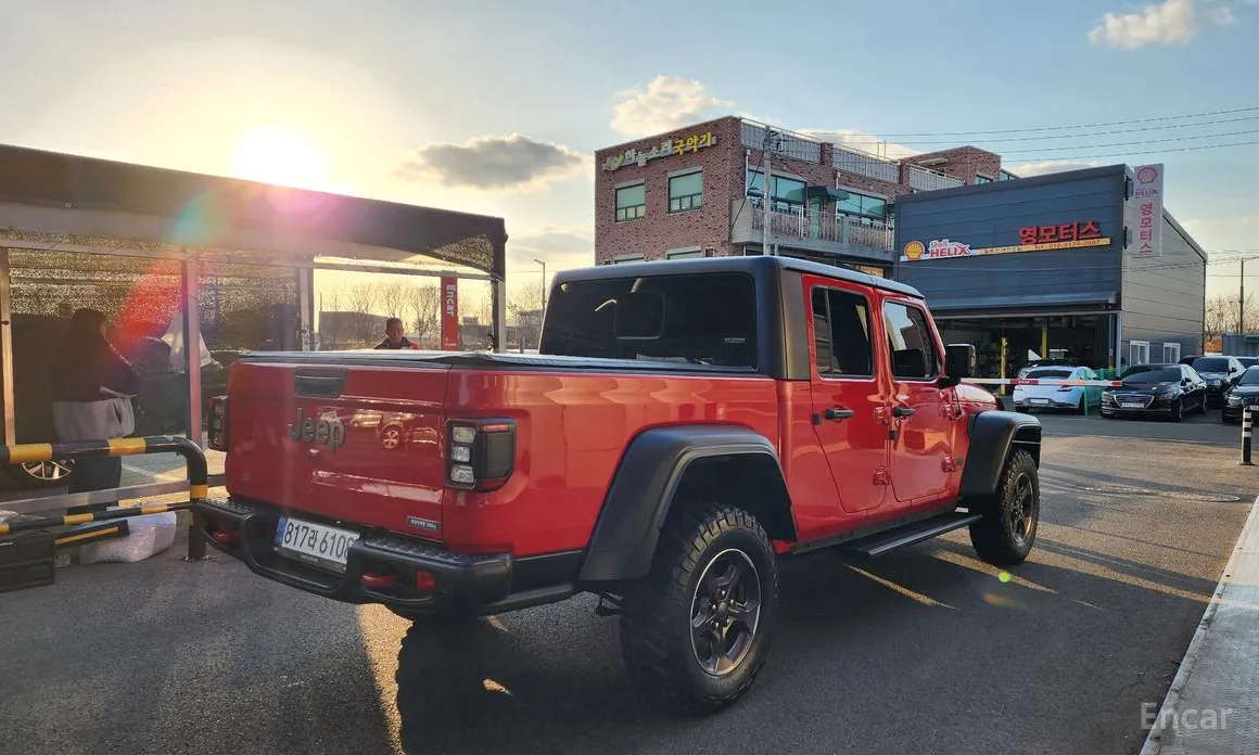 Фото 2 - Jeep Gladiator