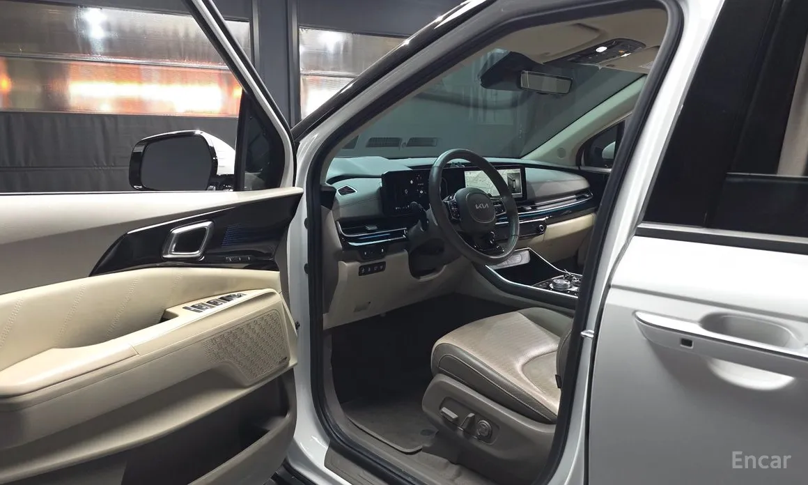 Фото 10 - Kia Carnival