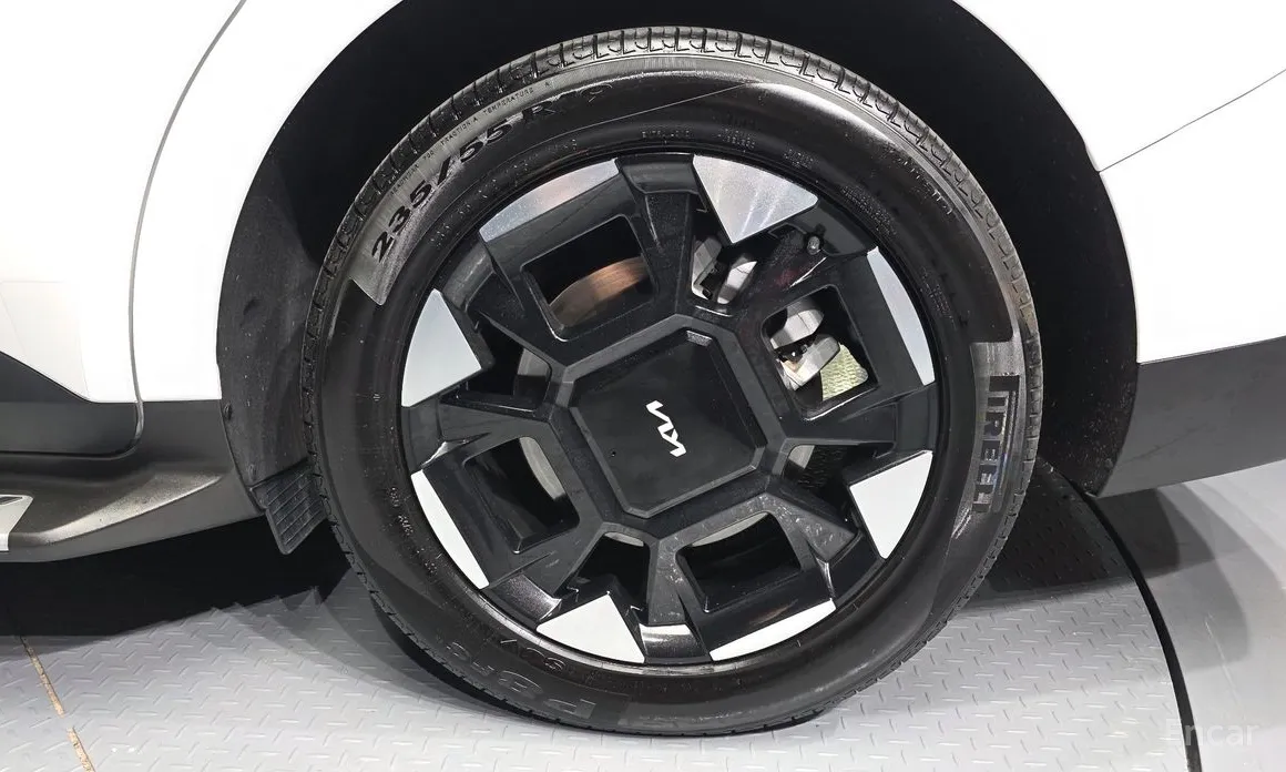 Фото 5 - Kia Carnival