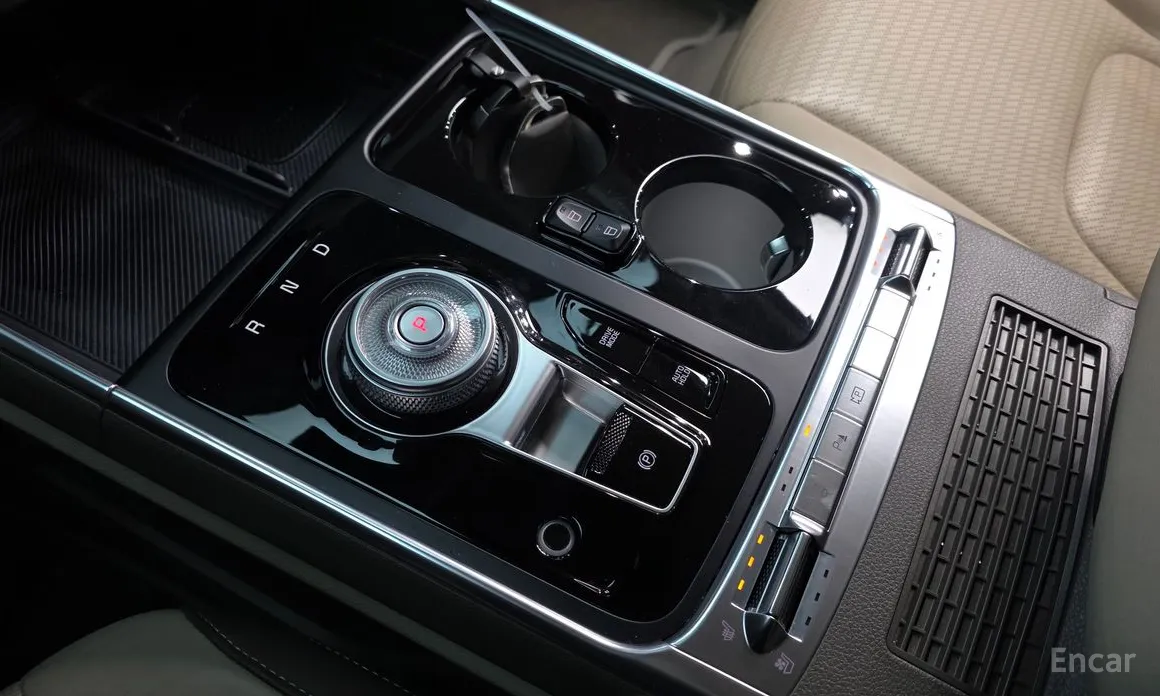 Фото 9 - Kia Carnival