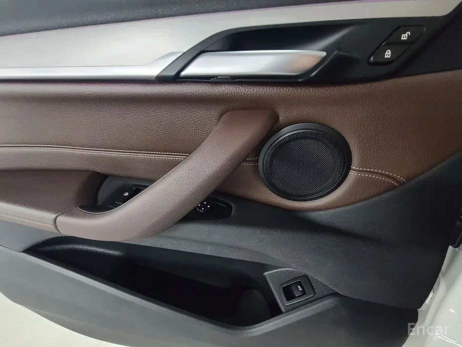 Фото 19 - BMW X1