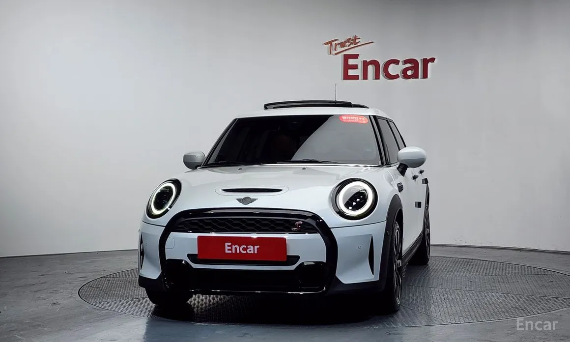 Фото 3 - Mini Cooper