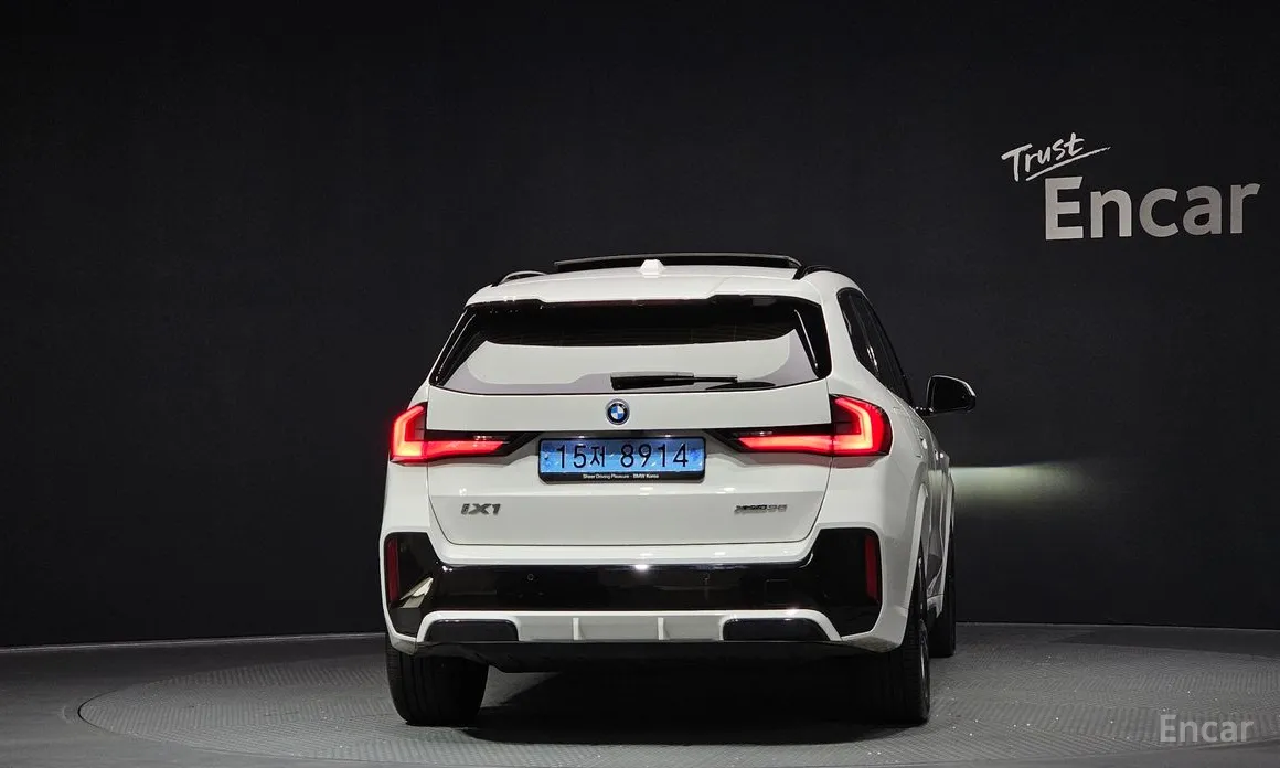 Фото 4 - BMW iX1