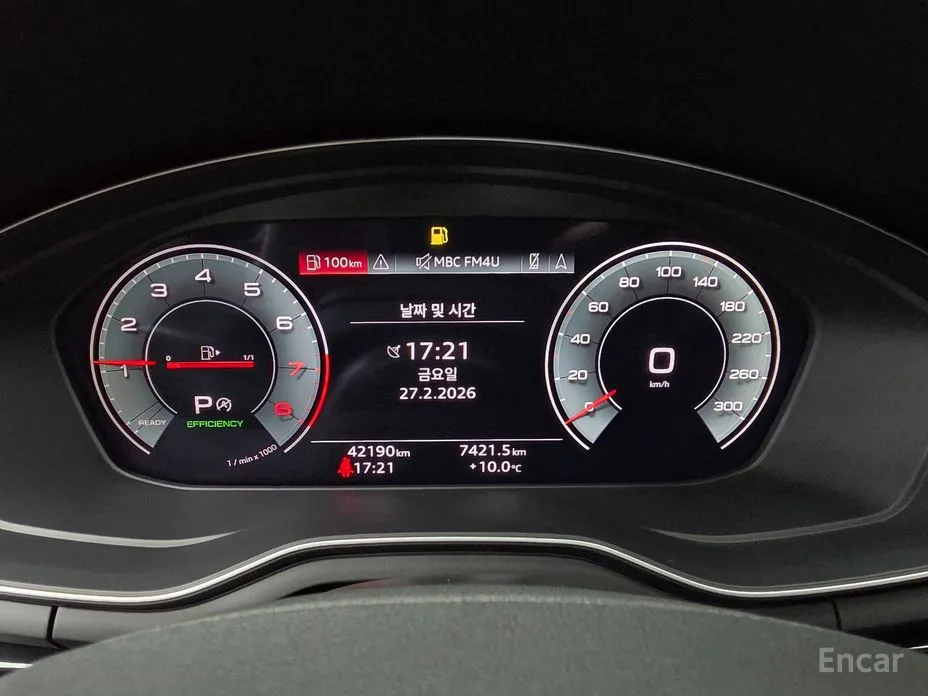 Фото 5 - Audi A4