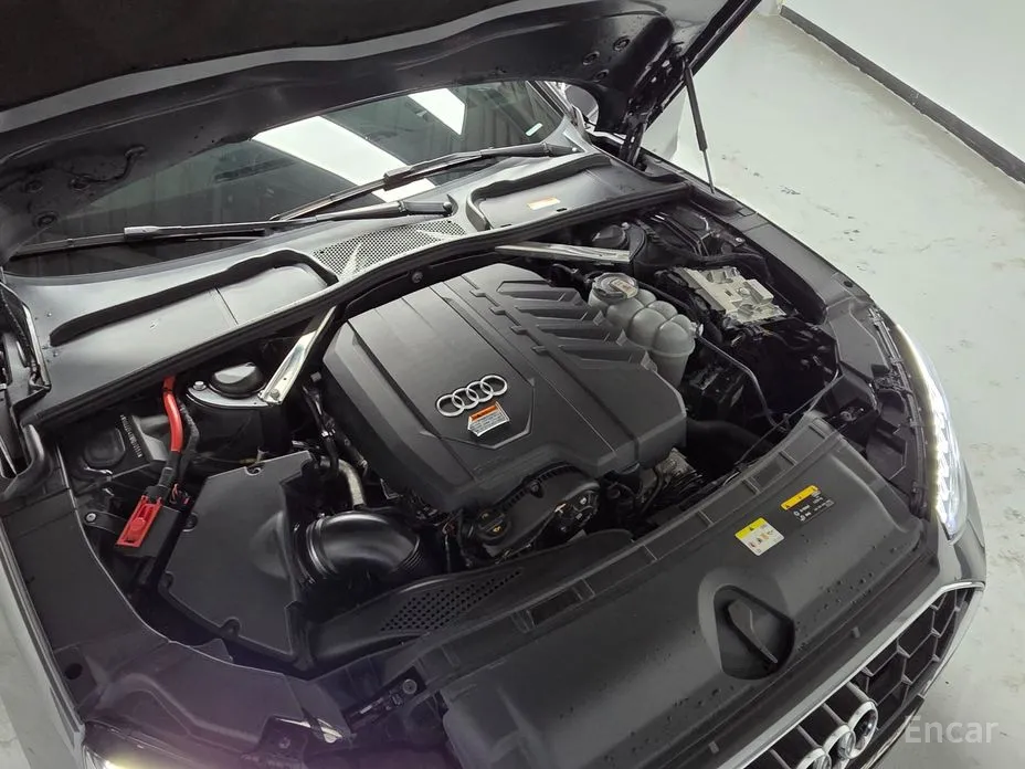 Фото 9 - Audi A4