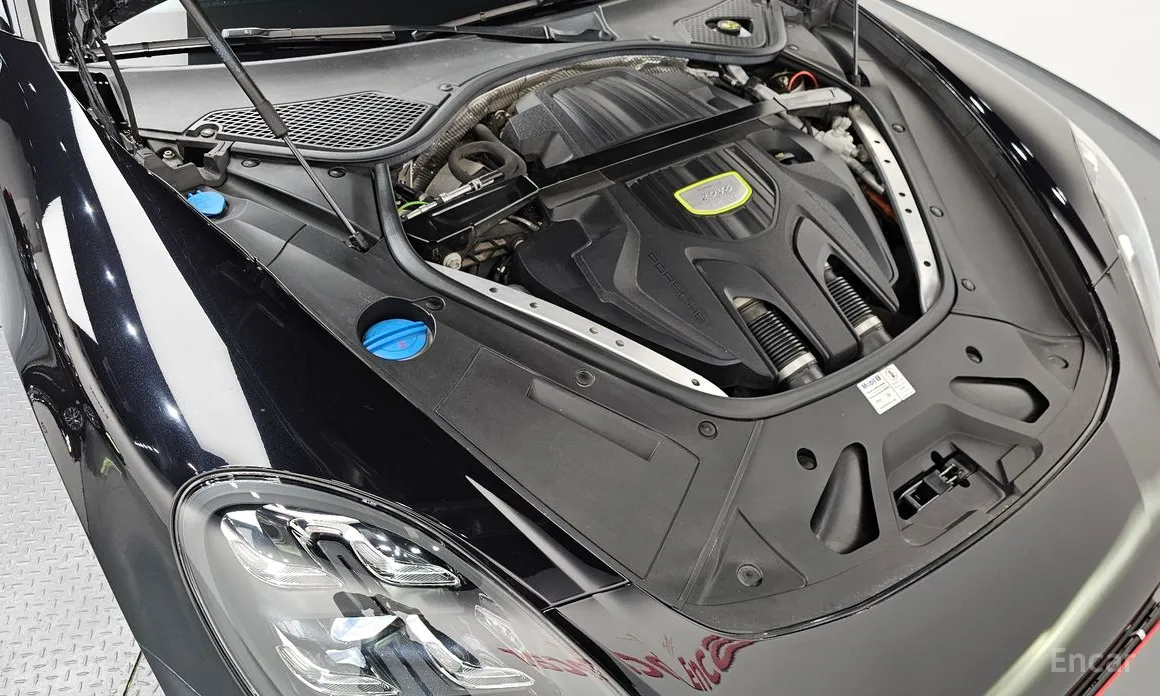 Фото 6 - Porsche Panamera