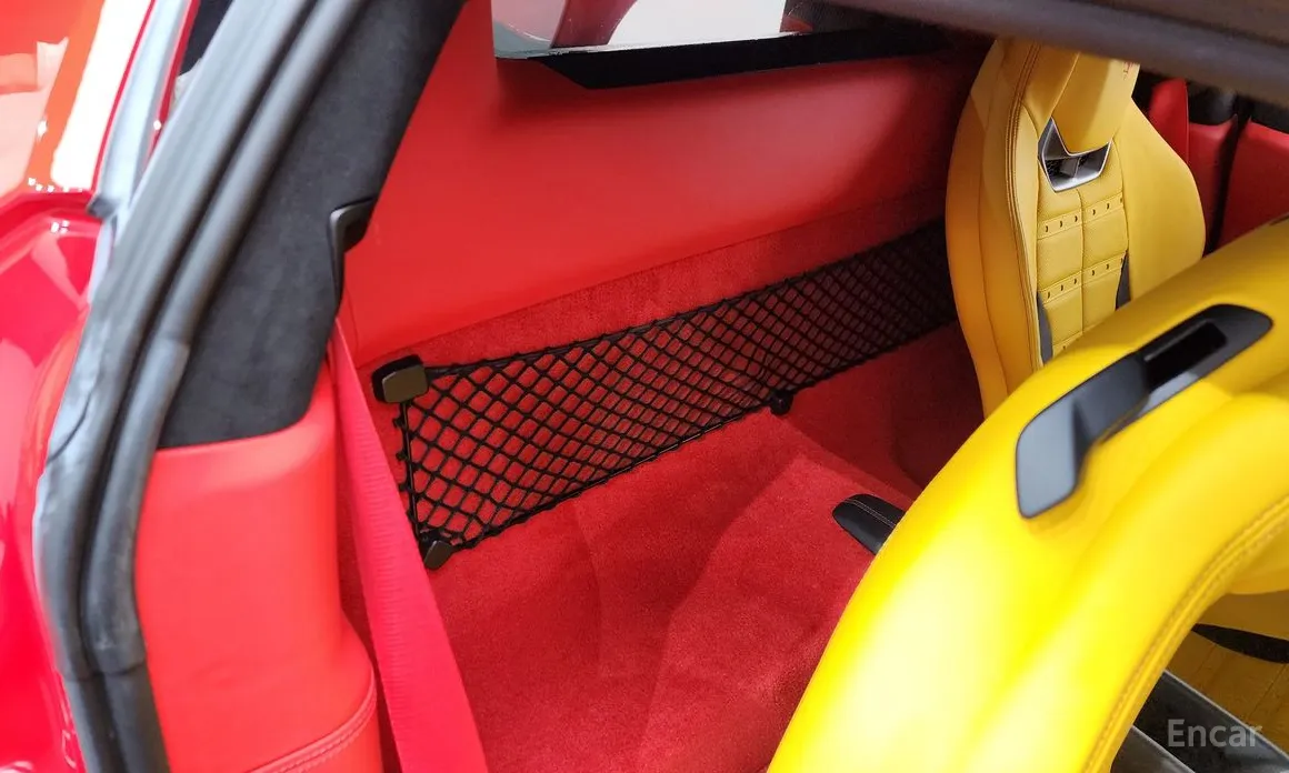 Фото 12 - Ferrari 296