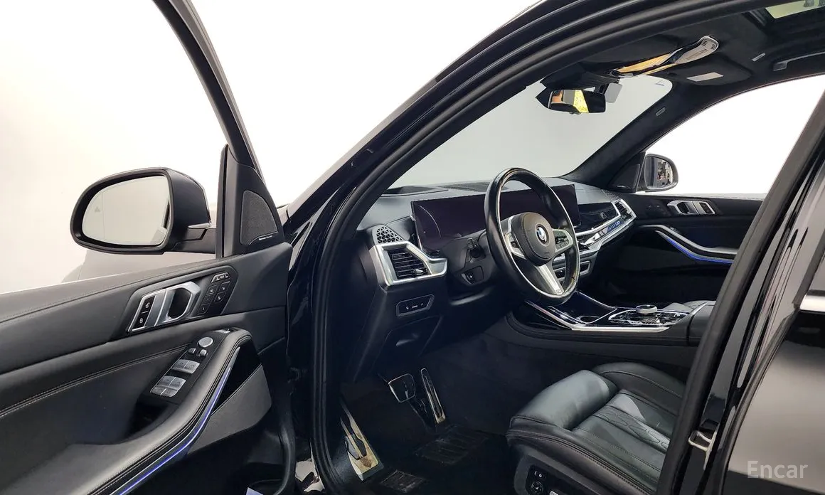 Фото 10 - BMW X7