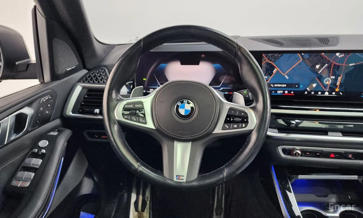 Фото 13 - BMW X7