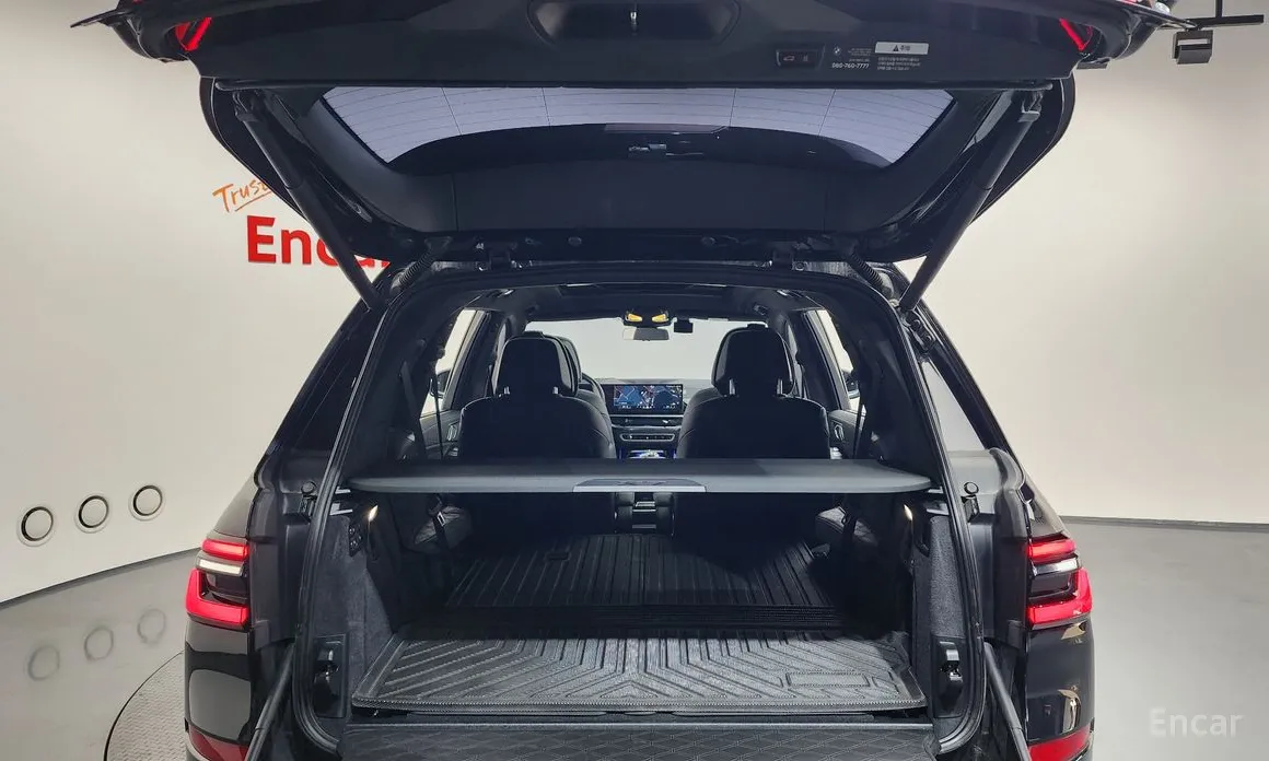 Фото 20 - BMW X7