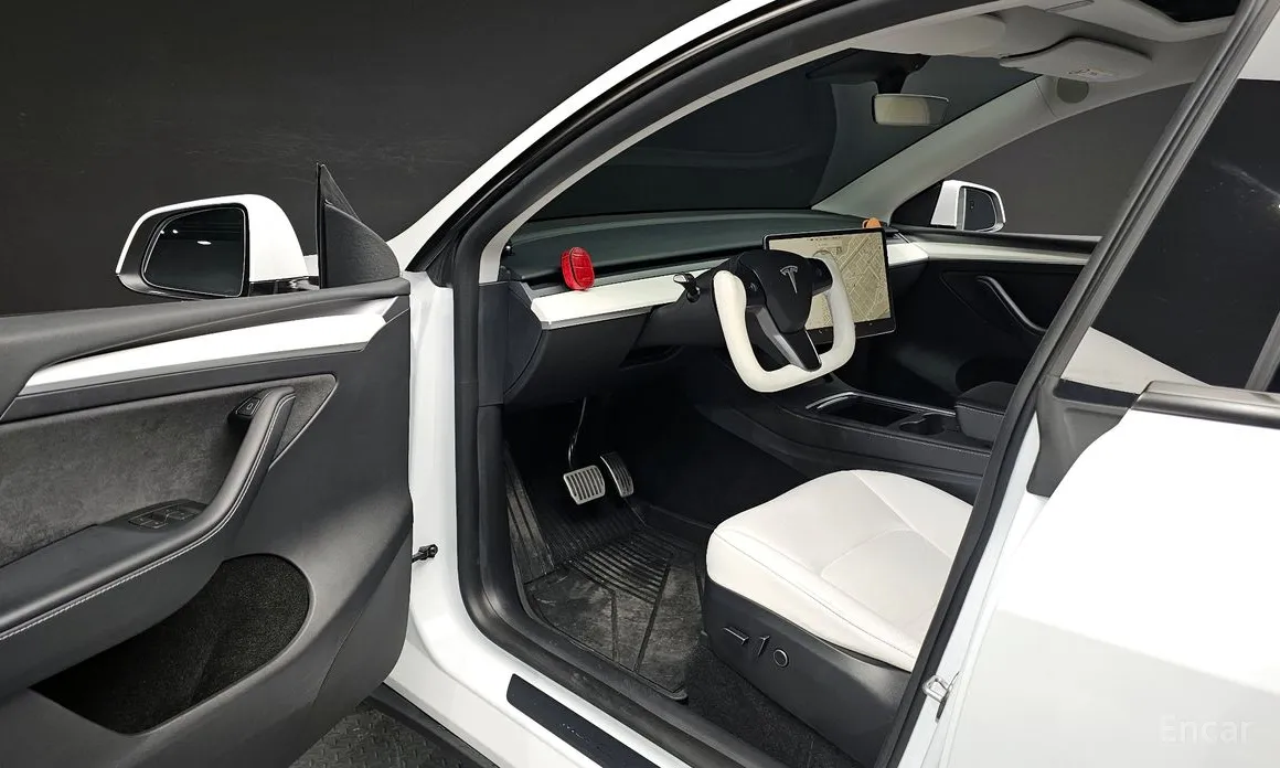 Фото 11 - Tesla Model Y