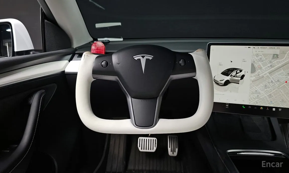 Фото 13 - Tesla Model Y