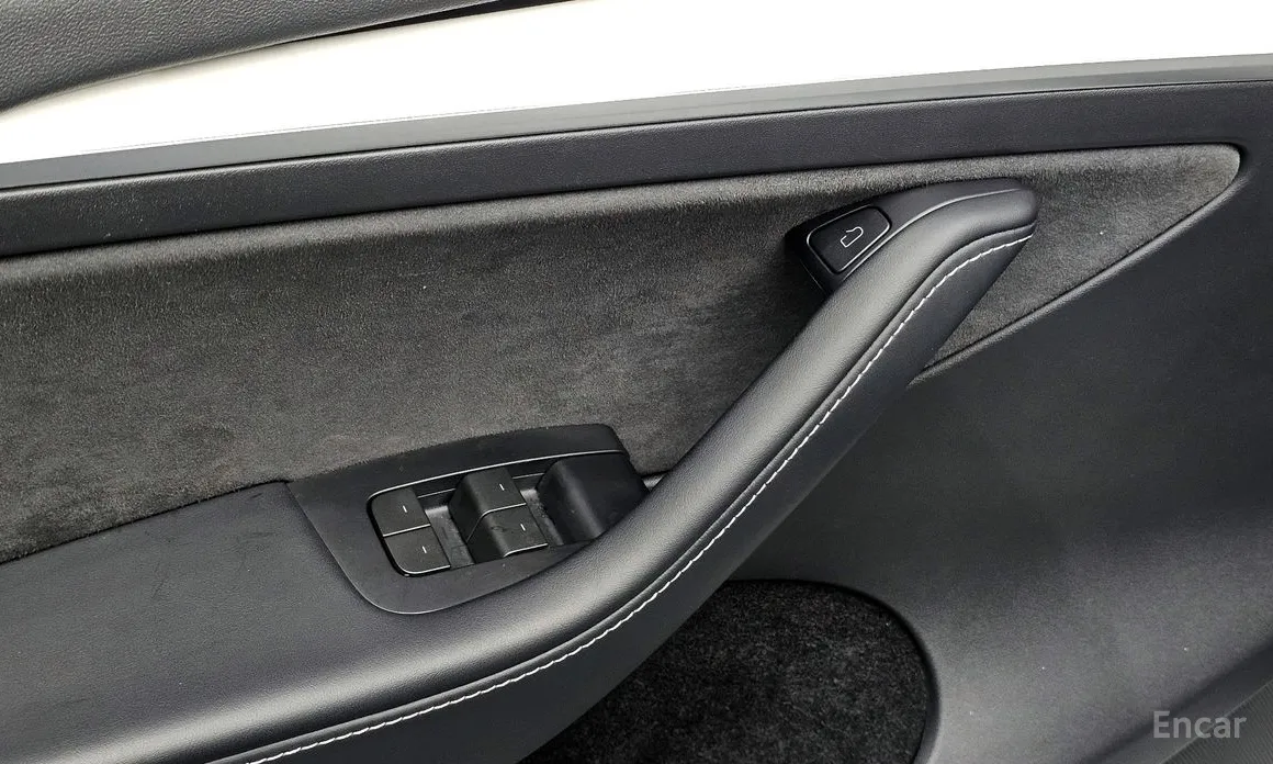 Фото 18 - Tesla Model Y