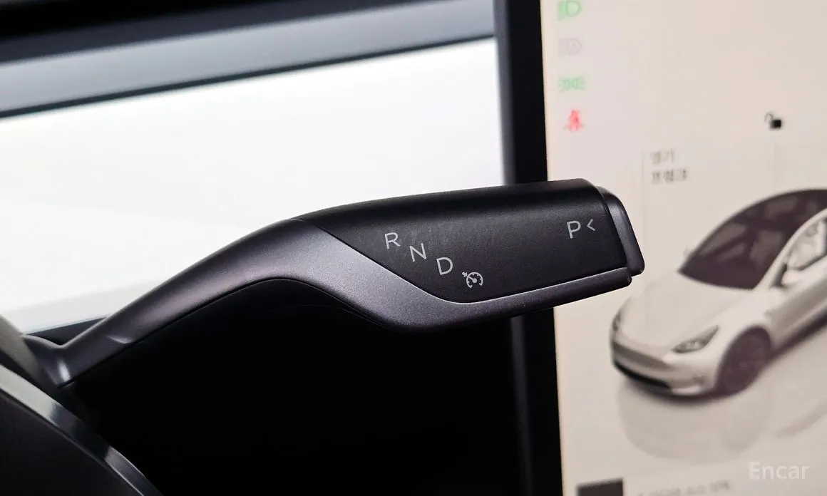 Фото 9 - Tesla Model Y