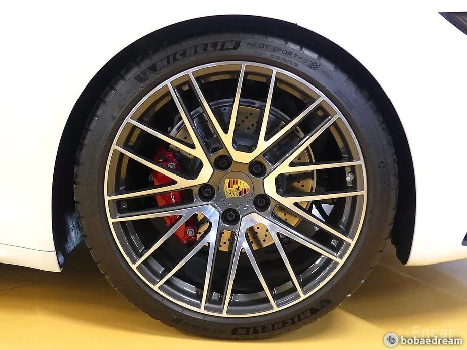 Фото 5 - Porsche 911