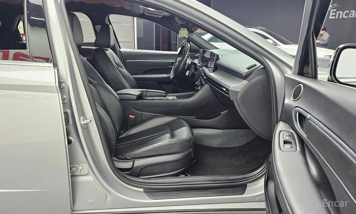 Фото 11 - Hyundai Sonata